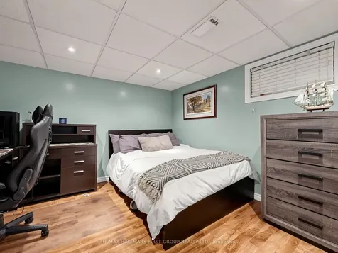 715 Lublin Avenue Pickering ON L1W 1Z1