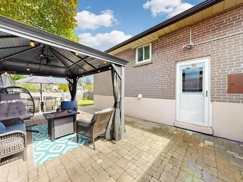715 Lublin Avenue Pickering ON L1W 1Z1