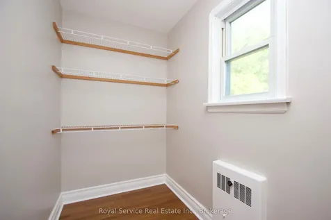 9 Jane Street Clarington ON L1C 1G2