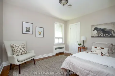 9 Jane Street Clarington ON L1C 1G2