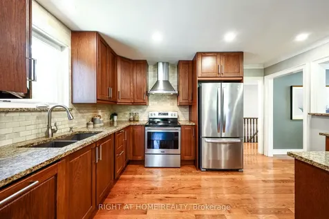 62 Albery Crescent Ajax ON L1S 2Y3