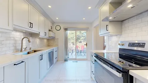 68 Phalen Crescent Toronto ON M1V 1Y6