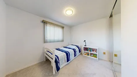 68 Phalen Crescent Toronto ON M1V 1Y6