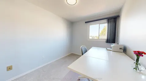 68 Phalen Crescent Toronto ON M1V 1Y6