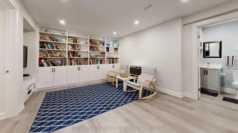 68 Phalen Crescent Toronto ON M1V 1Y6
