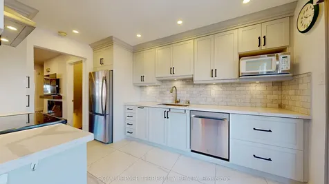 68 Phalen Crescent Toronto ON M1V 1Y6