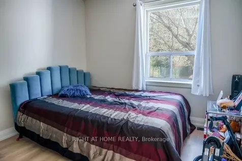 148 Glen Albert Drive Toronto ON M4B 1J3