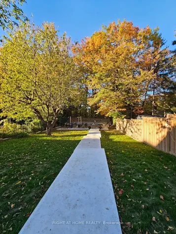 148 Glen Albert Drive Toronto ON M4B 1J3
