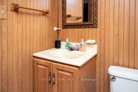 148 Glen Albert Drive Toronto ON M4B 1J3