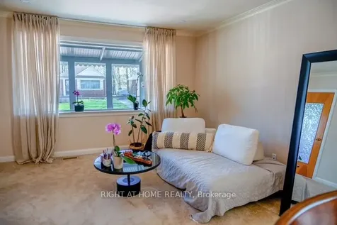 148 Glen Albert Drive Toronto ON M4B 1J3