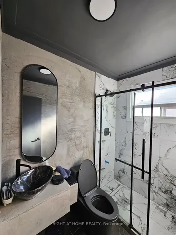 148 Glen Albert Drive Toronto ON M4B 1J3