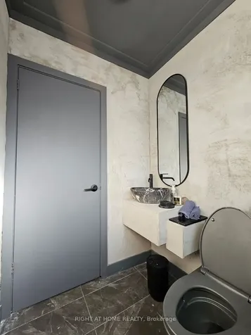 148 Glen Albert Drive Toronto ON M4B 1J3