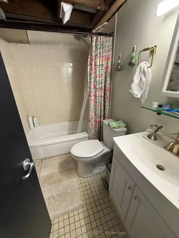 106 Donlands Avenue Toronto ON M4J 3P1