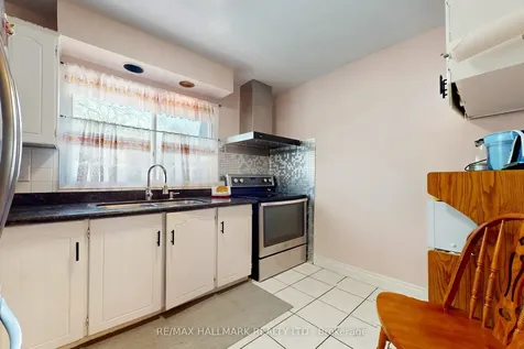 371 Orton Park Road Toronto ON M1G 3V1