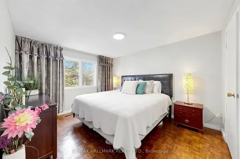 371 Orton Park Road Toronto ON M1G 3V1