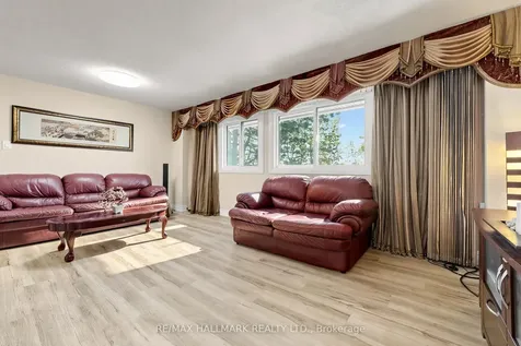 371 Orton Park Road Toronto ON M1G 3V1