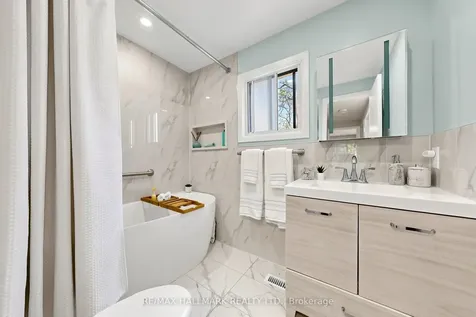 371 Orton Park Road Toronto ON M1G 3V1