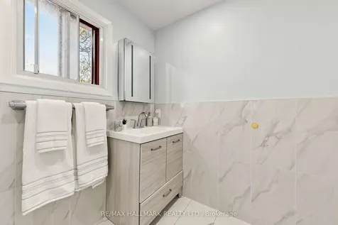 371 Orton Park Road Toronto ON M1G 3V1