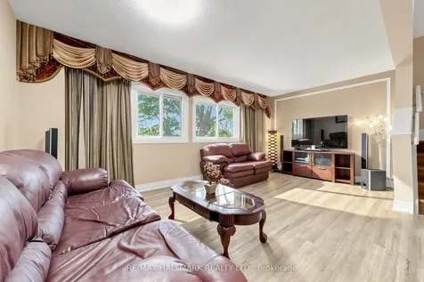 371 Orton Park Road Toronto ON M1G 3V1