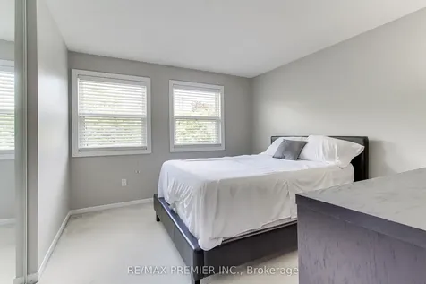 28 Palmer Drive Ajax ON L1S 5W8