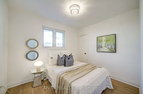 36 Birchard Street Toronto ON M1T 1Z2