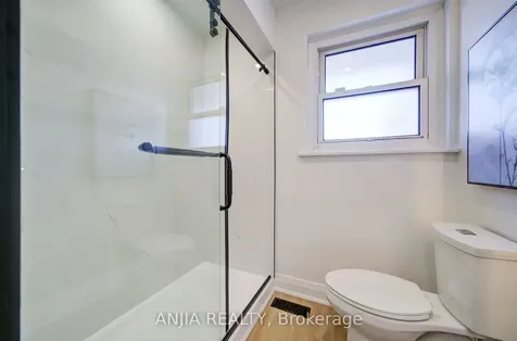 36 Birchard Street Toronto ON M1T 1Z2