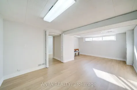 36 Birchard Street Toronto ON M1T 1Z2