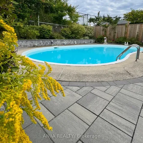 36 Birchard Street Toronto ON M1T 1Z2