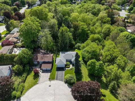 104 Marwin Road Ajax ON L1S 6J5