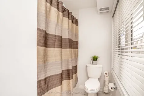 2500 Hill Rise Court Oshawa ON L1L 0M6