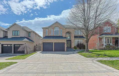 59 Splendor Drive Whitby ON L1P 1X5