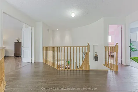 59 Splendor Drive Whitby ON L1P 1X5