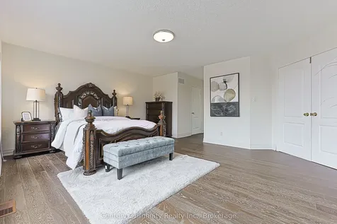 59 Splendor Drive Whitby ON L1P 1X5