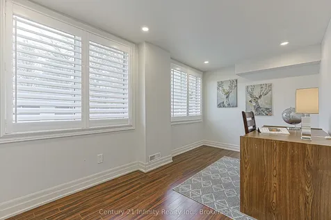 59 Splendor Drive Whitby ON L1P 1X5