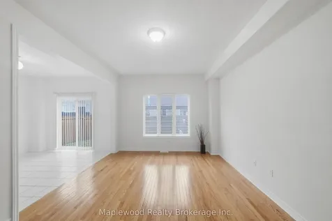 1712 Carousel Drive Pickering ON L1X 0C1