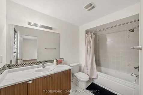 1712 Carousel Drive Pickering ON L1X 0C1
