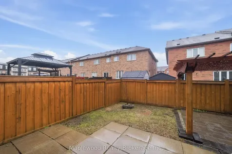 1712 Carousel Drive Pickering ON L1X 0C1