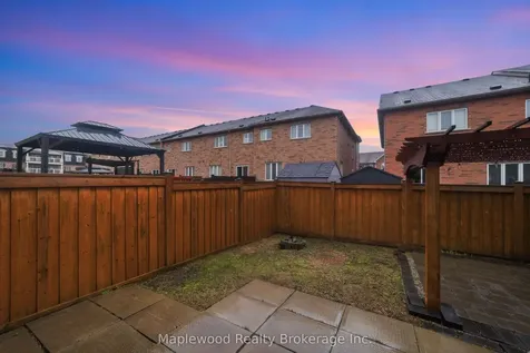 1712 Carousel Drive Pickering ON L1X 0C1