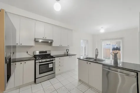 1712 Carousel Drive Pickering ON L1X 0C1