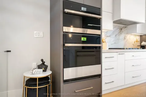 80 Barker Avenue Toronto ON M4C 2N6