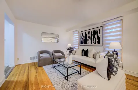 51 Burnt Bark Drive Toronto ON M1V 3J6