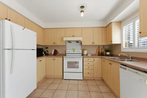 2758 Eglinton Avenue E Toronto ON M1J 3P3