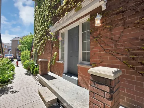 2758 Eglinton Avenue E Toronto ON M1J 3P3