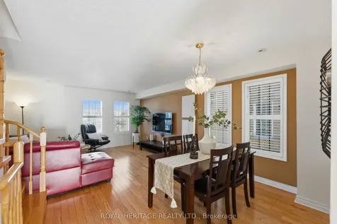 2758 Eglinton Avenue E Toronto ON M1J 3P3