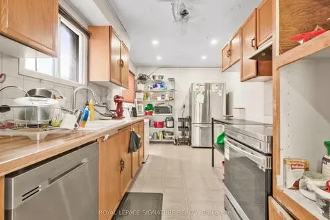 1405 Anton Square Pickering ON L1V 5T5