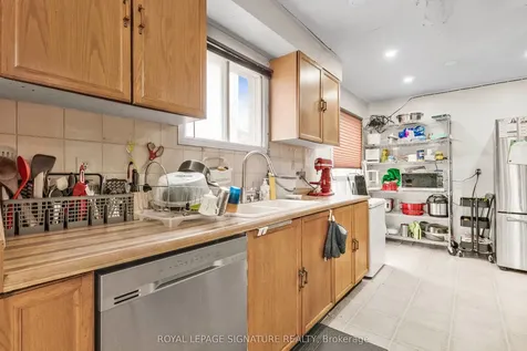 1405 Anton Square Pickering ON L1V 5T5