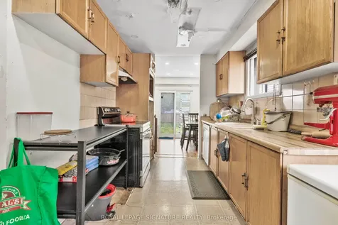 1405 Anton Square Pickering ON L1V 5T5