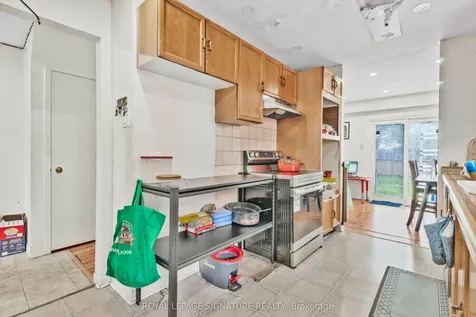 1405 Anton Square Pickering ON L1V 5T5