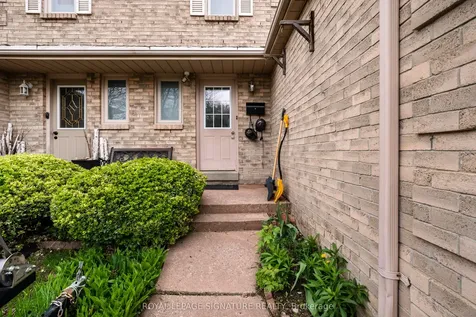 1405 Anton Square Pickering ON L1V 5T5