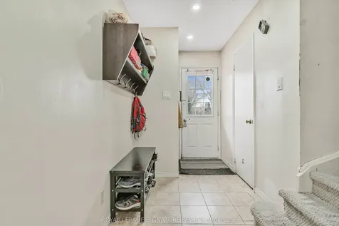 1405 Anton Square Pickering ON L1V 5T5